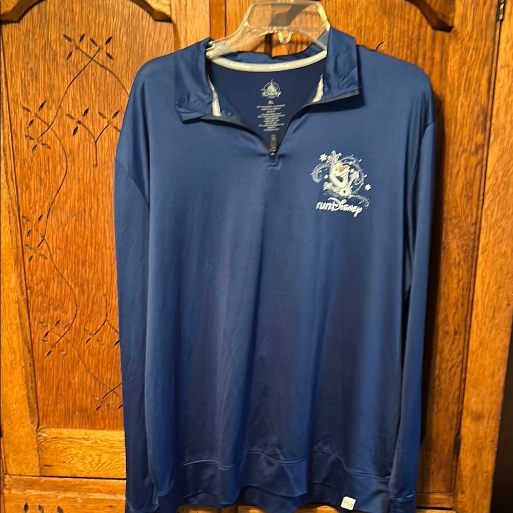 Disney XL Run Disney  Blue Long Sleeve 3/4 zip Shirt
